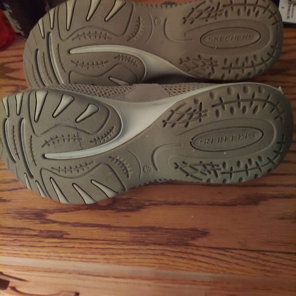 Skechers shoes - Picture 3 of 4